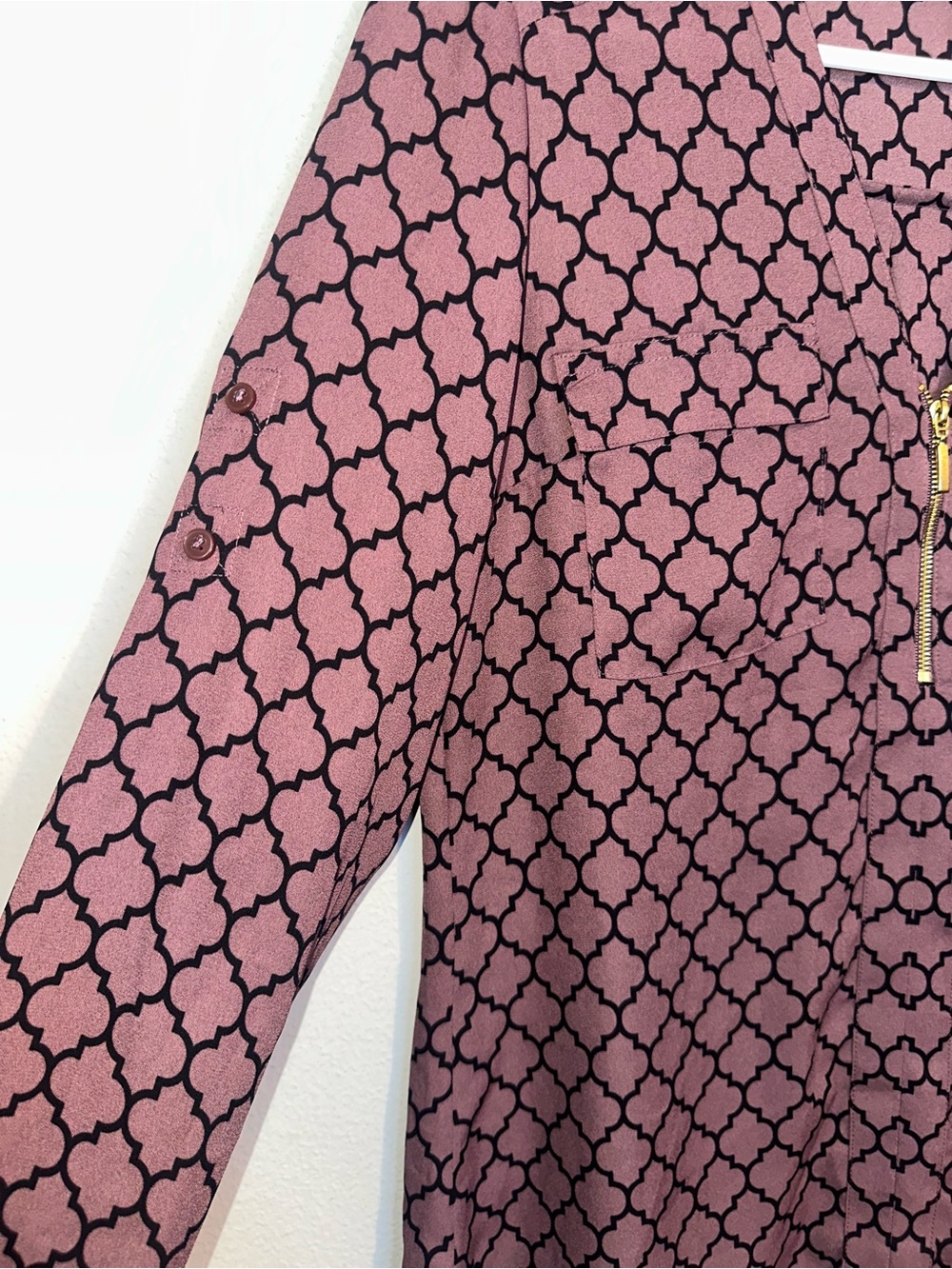 Express Pink Patterned Long-Sleeve Zip Blouse - Picture 3 of 4